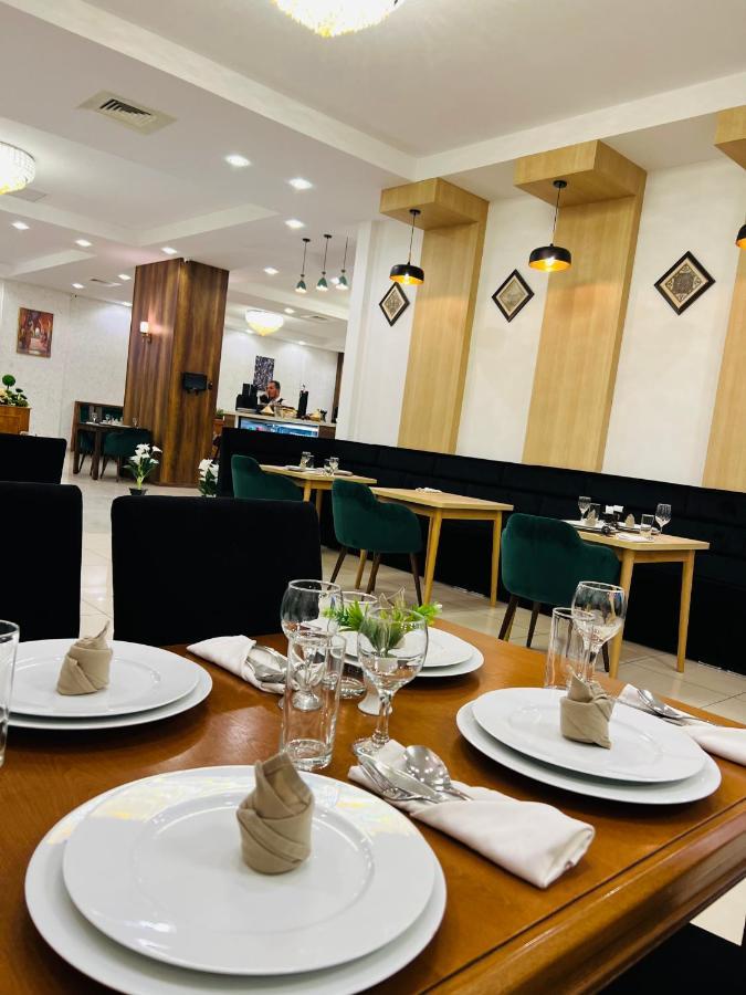 Attention Payement A La Reservation En Euros Oran Exterior foto